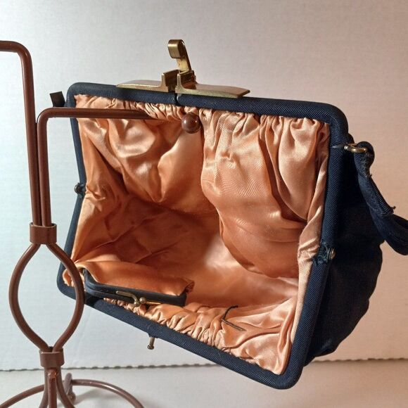 Vintage Blue Gold Tone Metal Lever Pin Wristlet/bag Cottagecore Grandmacore - Picture 2 of 14